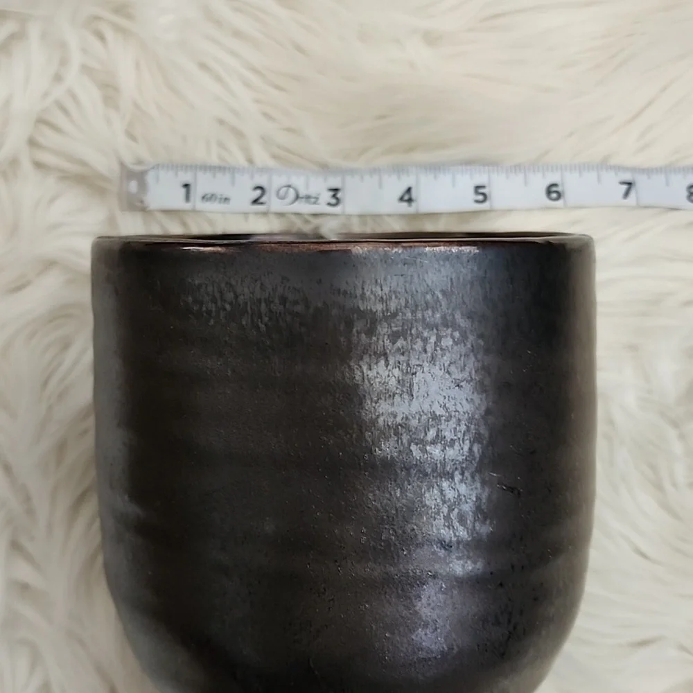 Vase - Picture 4 of 6